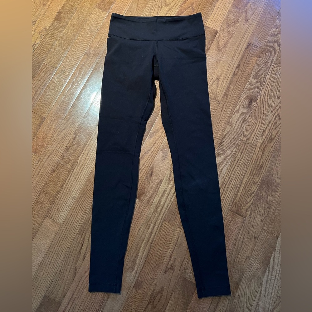 Lululemon leggings size 6 used**